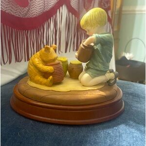 Charpente Classic Pooh figurine Vintage